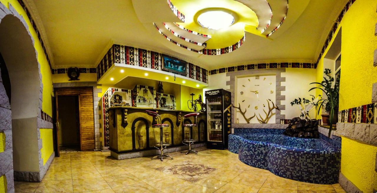 Oazis Hotel Noratus Ngoại thất bức ảnh