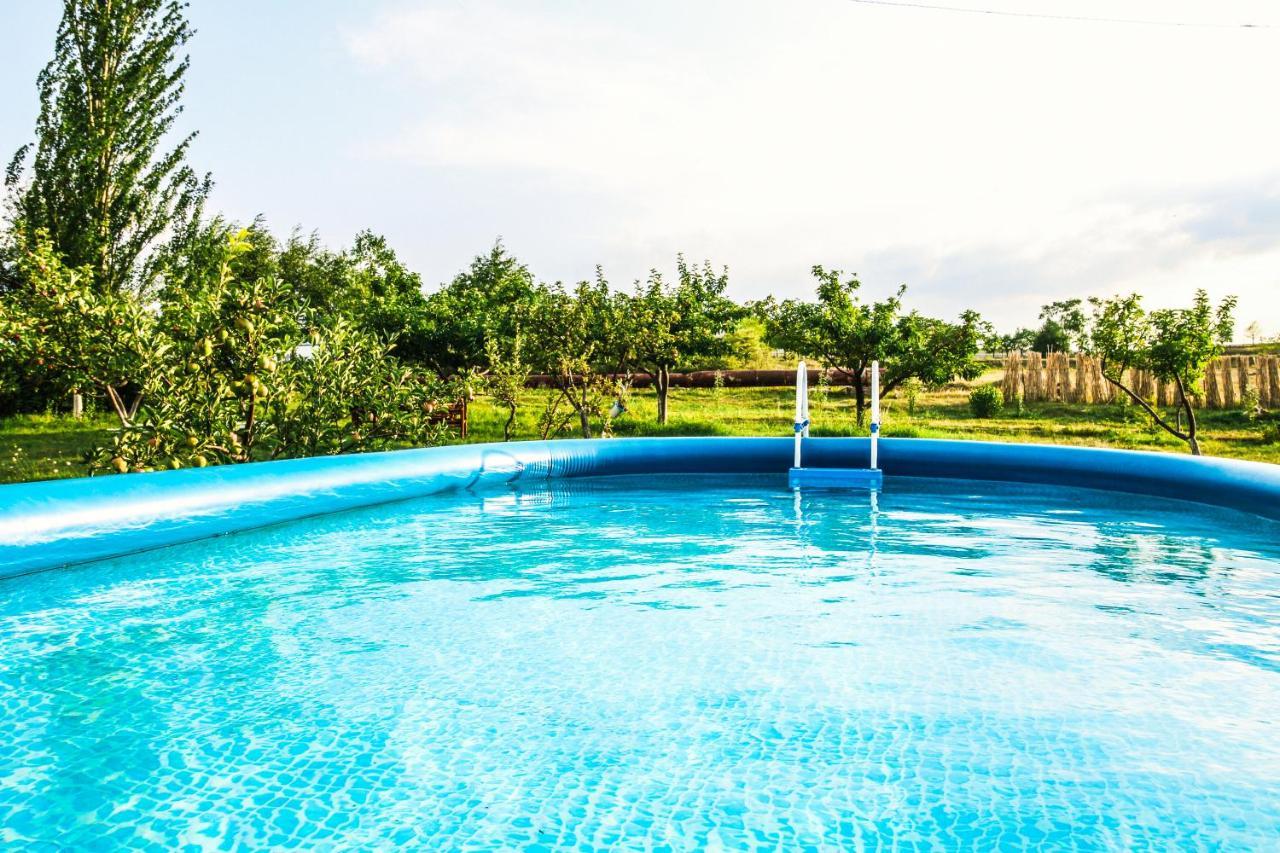 Oazis Hotel Noratus Ngoại thất bức ảnh